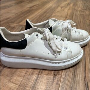 Alexander McQueen White Leather Platform Sneakers with Black Heel Tab
